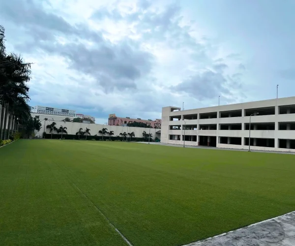 Courtyard | The Excelsior Hotel