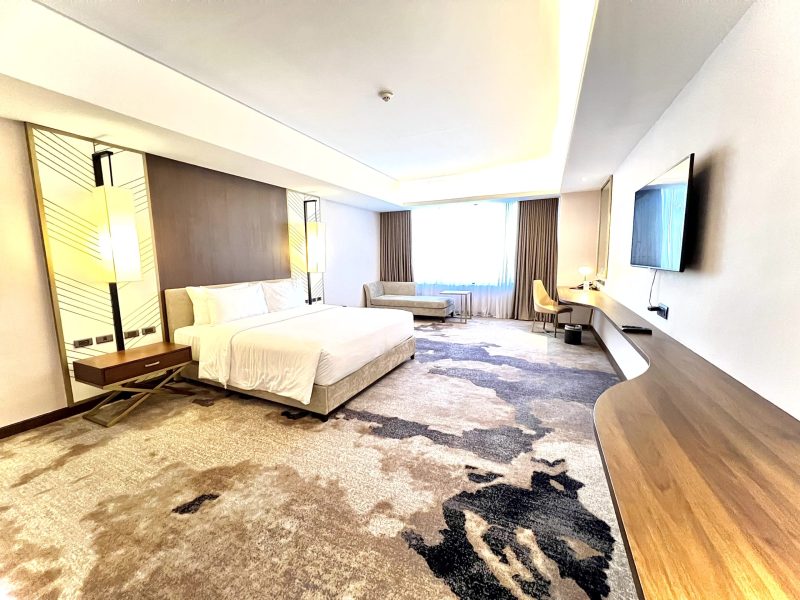 Room 901 - Executive Premier Room King (5)