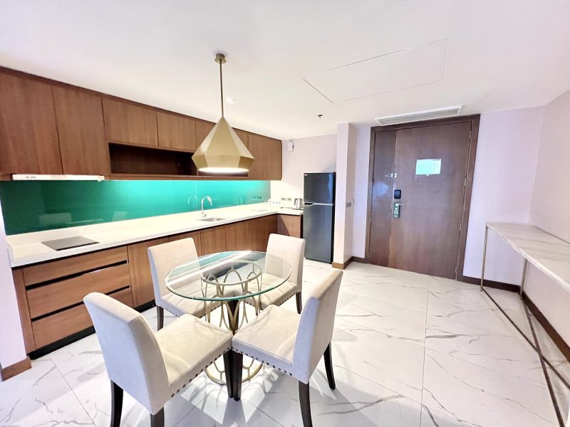 Room 909 - Two Bedroom Suite (10)