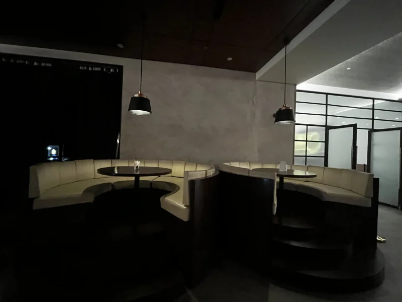 Sky Sports Pub The Excelsior Hotel